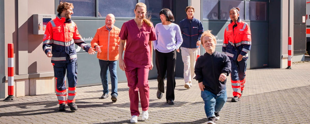 Malteser vielfältiges Team Gemeinsam als Team, auch in der Verwaltung ist der Job mit Sinn erfüllt.